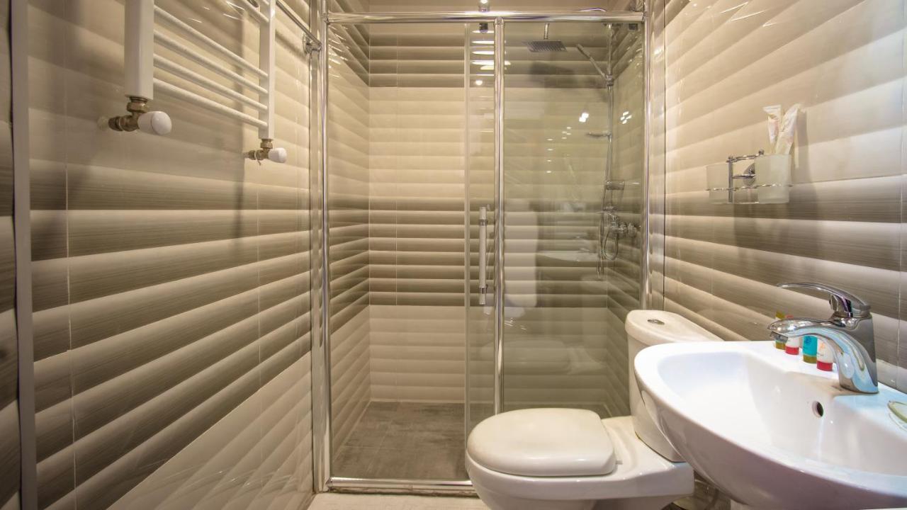 Wine Symphony Boutique Hotel Tbilisi Bagian luar foto