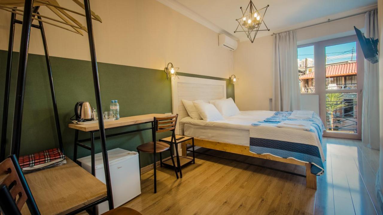 Wine Symphony Boutique Hotel Tbilisi Bagian luar foto